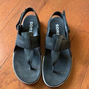 Sorel athleisure sandals